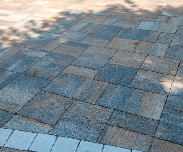 Colore pavimentazione esterna e luce | Micheletto